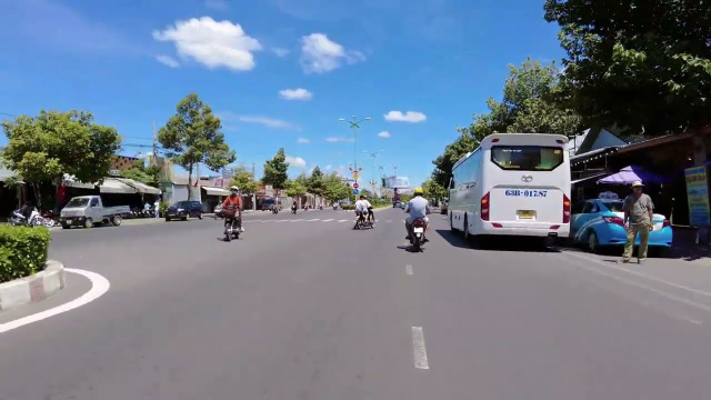The road from nguyen thong street to phan thiet city