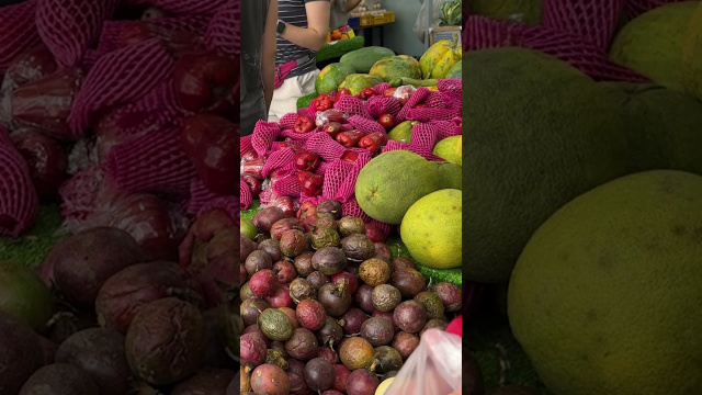 Покупаем фрукты в Нячанге 2025! #fruit #вьетнам #shortvideo #рынок